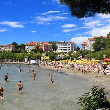 Rooms By The Sea Split - 6973 Сплит